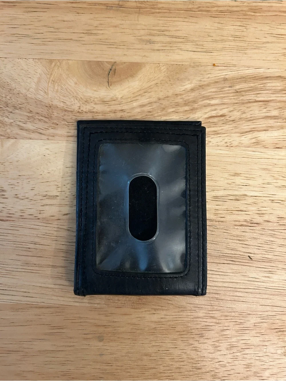 Dockers Genuine Leather Men's Slim Extra Capacity Bifold Wallet.
